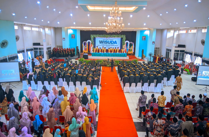 Lepas 147 Wisudawan, Rektor INKADHA Sumenep Beri Pesan Jadi Sarjana Inovatif