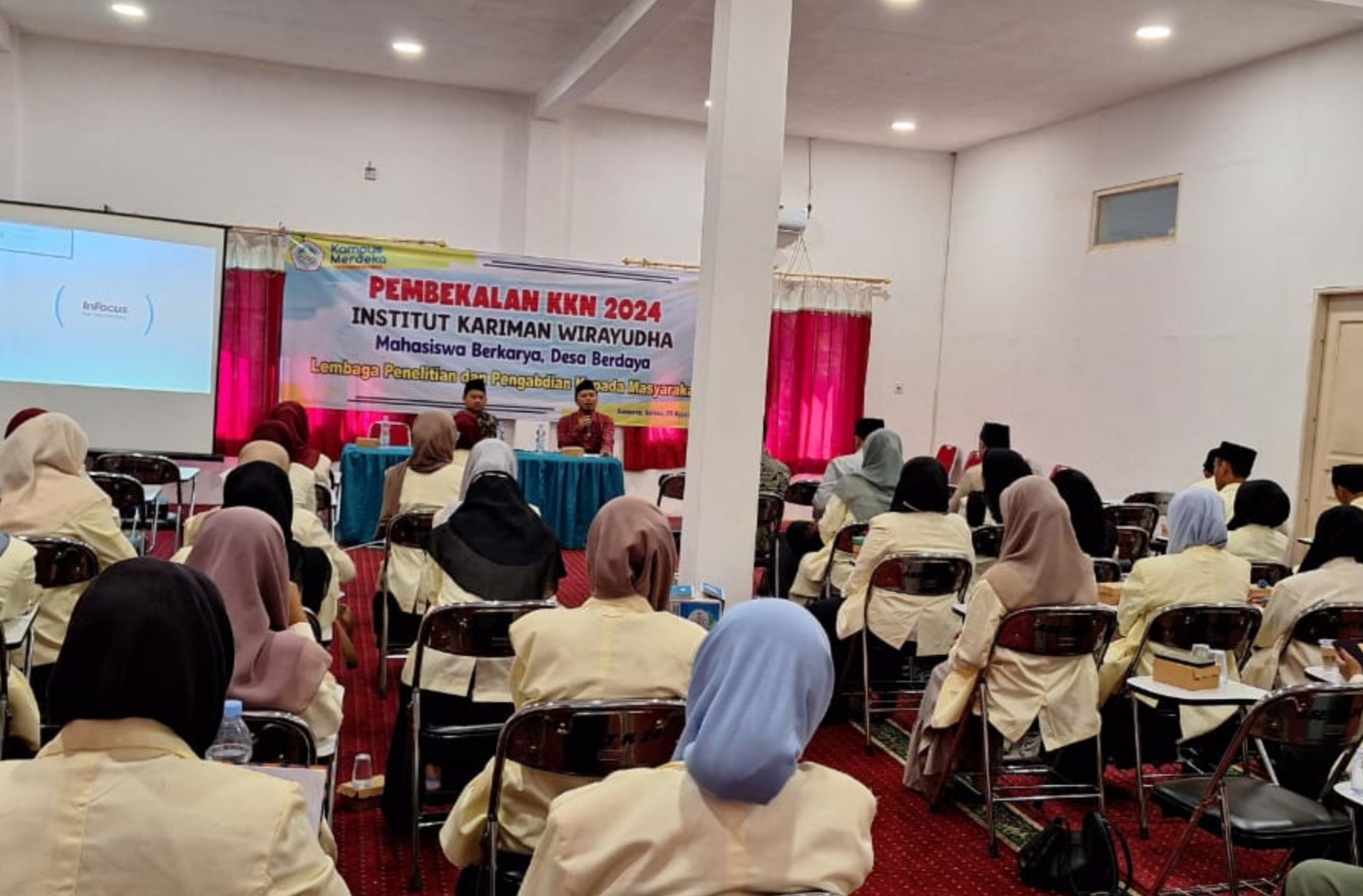Mahasiswa INKADHA Ikuti Pembekalan Sebelum Terjun ke Masyarakat