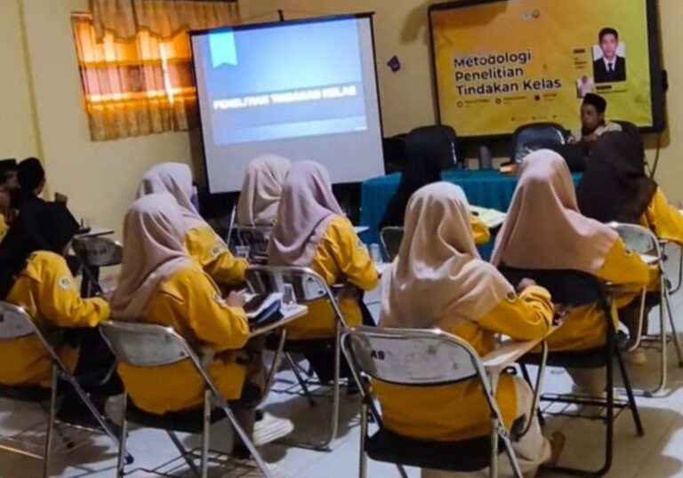 Perkuat Pemahaman Mahasiswa, HMP PGMI INKADHA Gelar Bedah Buku PTK